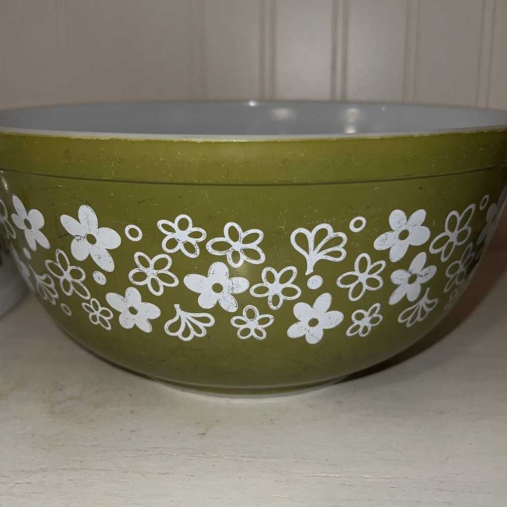 Pyrex Spring blossoms Crazy Daisy mixing bowl set 401 402 403 404 - Picture 9 of 16